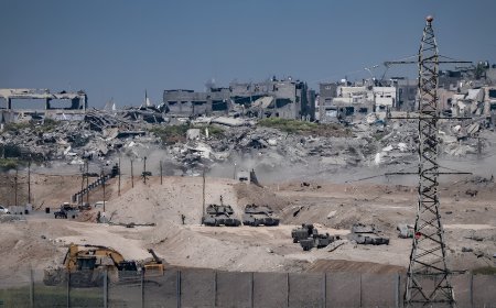 Israel orders civilians to evacuate as it expands its military campaign in Gaza to capture "large areas" of territory